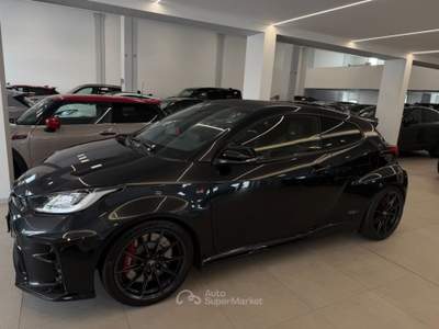 Toyota Yaris 1.6 Turbo 3 porte GR Yaris Circuit Nero usata Savona