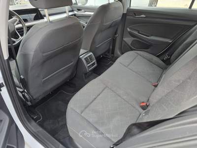 Volkswagen Golf 2.0 TDI 115 CV SCR Life Bianco usata Lavis
