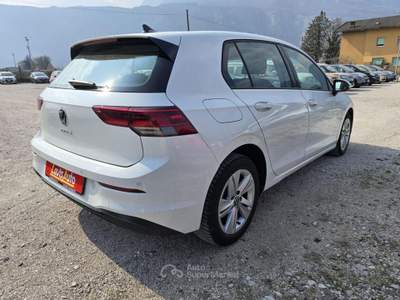 Volkswagen Golf 2.0 TDI 115 CV SCR Life Bianco usata Lavis