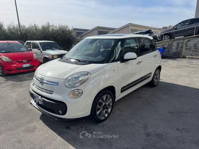Fiat 500L 1.3 Multijet 85 CV Lounge Bianco usata Recanati