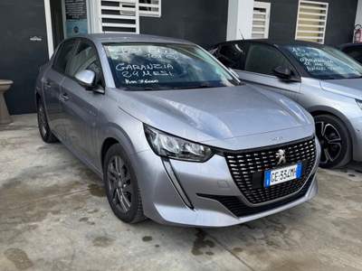 Peugeot 208 unico proprietario zero sinistri km certificati in fattura Grigio usata Trentola Ducenta