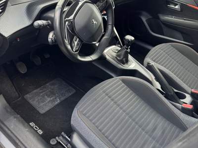 Peugeot 208 unico proprietario zero sinistri km certificati in fattura Grigio usata Trentola Ducenta