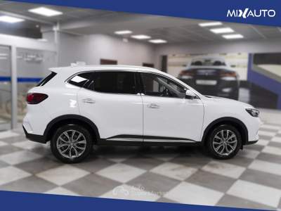 MG HS 1.5T DCT Comfort 2WD AUTO Bianco usata Latina