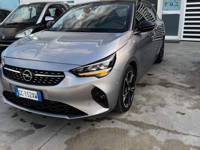 Opel Corsa unico proprietario zero sinistri km certificati in fattura Grigio usata Trentola Ducenta