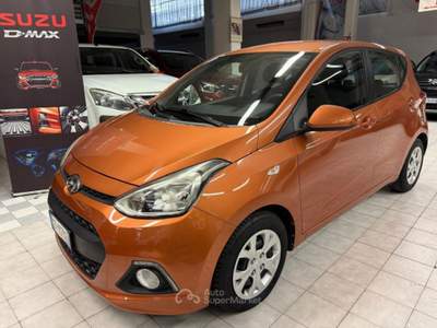 Hyundai i10 1.0 MPI Login Bronzo usata Siena