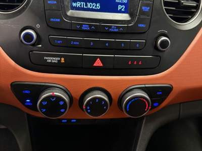 Hyundai i10 1.0 MPI Login Bronzo usata Siena