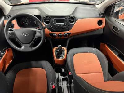 Hyundai i10 1.0 MPI Login Bronzo usata Siena
