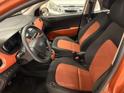 Hyundai i10 1.0 MPI Login Bronzo usata Siena
