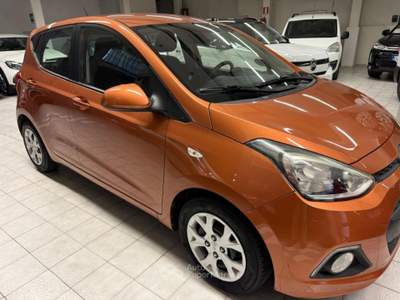 Hyundai i10 1.0 MPI Login Bronzo usata Siena