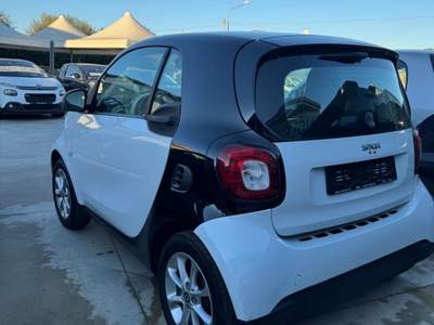 Smart ForTwo unico proprietario zero sinistri km certificati in fattura Bianco usata Trentola Ducenta