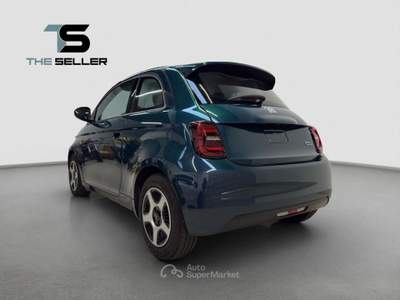 Fiat 500e Berlina 23,8 kWh Action*FORMULA S*CARPLAY* Blu/Azzurro usata Collegno