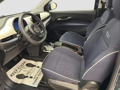Fiat 500e Berlina 23,8 kWh Action*FORMULA S*CARPLAY* Blu/Azzurro usata Collegno