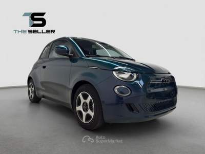 Fiat 500e Berlina 23,8 kWh Action*FORMULA S*CARPLAY* Blu/Azzurro usata Collegno
