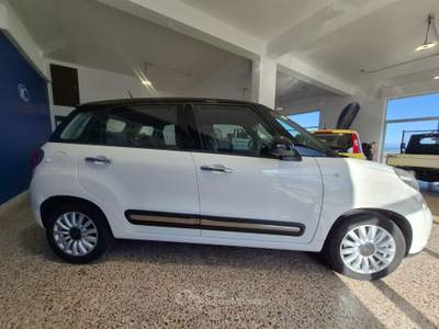 Fiat 500L 1.3 Multijet 95 CV Pop Star Bianco usata Brolo