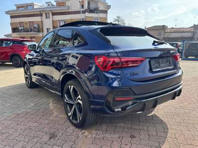 Audi Q3 SPB 40TDI Quattro Black line TETTO PANORAMA APRI Blu/Azzurro usata Boves