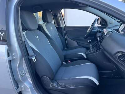 Lancia Ypsilon 1.3 mjt Gold s&s 95cv Grigio usata Agliana