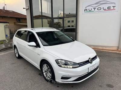 Volkswagen Golf Golf var. 1.4 tgi Executive 110cv dsg Bianco usata Agliana