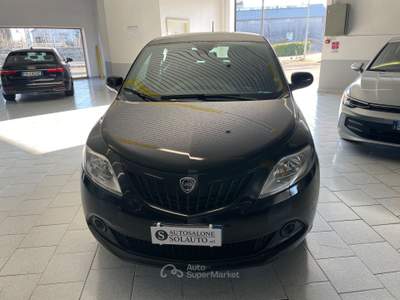 Lancia Ypsilon 5 porte S&S Hybrid Oro Posti Nero usata Gozzano