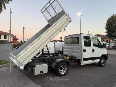 Iveco Daily 35C 15 RIBALTABILE TRILATERALE usata Pianiga