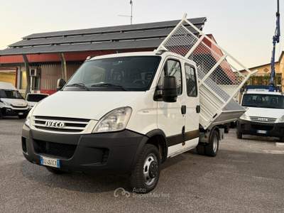 Iveco Daily 35C 15 RIBALTABILE TRILATERALE usata Pianiga