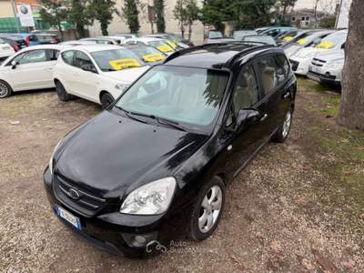 Kia Carens VGT EX Class Nero usata Rimini