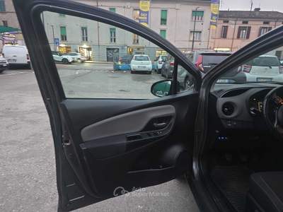 Toyota Yaris NON FUMATORE - NEOPATENTATO - CITY CAR usata Brescia