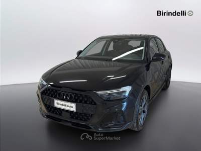 Audi A1  - a1 citycarver 30 tfsi admired Nero usata Vinci