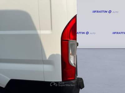 Peugeot Boxer Boxer 330 2.2 Bluehdi 120 S&amp;S Pc-Tm Furgone Bianco usata Cassola