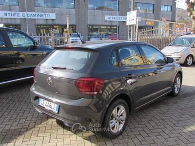 Volkswagen Polo  5p 1.0 tsi Comfortline 95cv Grigio usata Busalla