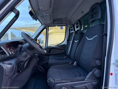 Iveco Daily Daily 35C14 BTor 2.3 HPT CENTINA TELONE PASSO 3750 Bianco usata San Michele Salentino