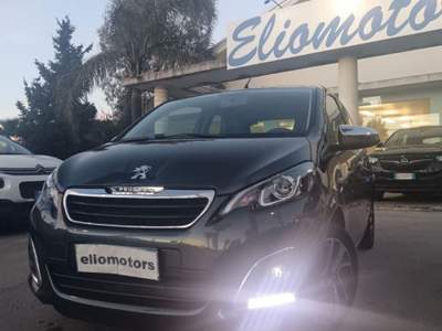 Peugeot 108 VTi 72 S&S 5 porte Style TOP! Grigio usata Modica
