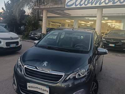 Peugeot 108 VTi 72 S&S 5 porte Style TOP! Grigio usata Modica