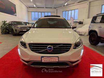 Volvo XC60  2.0 d4 Inscription Kinetic 181cv geartronic Bianco usata Casarsa della Delizia