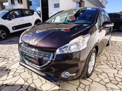 Peugeot 208 208 1.2 VTi 82 CV 5p. Allure usata Veglie