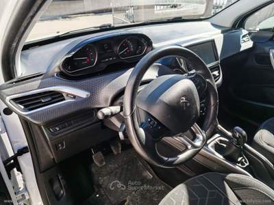 Peugeot 2008 2008 BlueHDi 75 Active usata Veglie