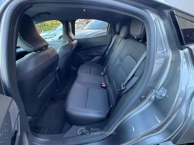 Renault Clio Clio 1.8 full hybrid E-Tech Grigio usata Osasco