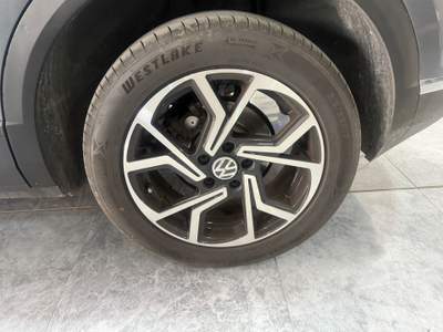 Volkswagen T-Roc auto in ottime condizione usata Curti