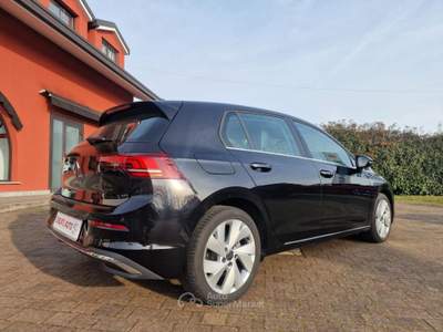 Volkswagen Golf 2.0 tdi Style 150cv dsg usata Lesmo