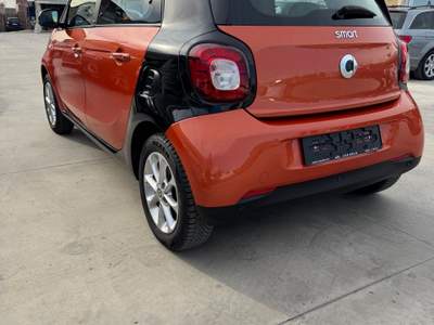 Smart ForFour Unico proprietario zero sinistri km certificati in fattura Arancione usata Trentola Ducenta