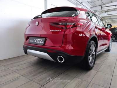Alfa Romeo Stelvio  -  2.2 turbodiesel 160 cv at8 rwd business Rosso usata LEGNANO
