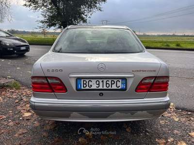 Mercedes-Benz Classe E E 200 k Elegance FL *UNICO PROPRIETARIO* Grigio usata Inzago