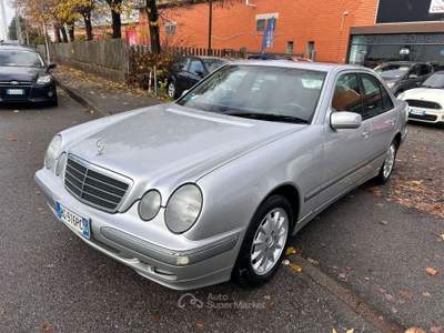 Mercedes-Benz Classe E E 200 k Elegance FL *UNICO PROPRIETARIO* Grigio usata Inzago