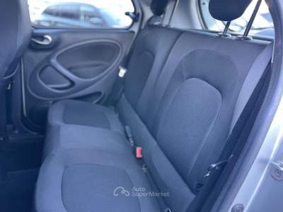 Smart ForFour Benzina 71CV E6 Automatica Neo. - 2017 Bianco usata Roma