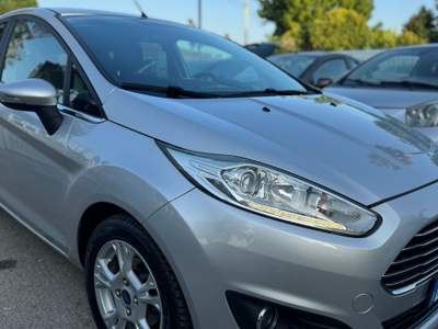 Ford Fiesta GPL CASA MADRE , km certificati in fattura Grigio usata Trentola Ducenta