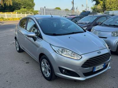 Ford Fiesta GPL CASA MADRE , km certificati in fattura Grigio usata Trentola Ducenta