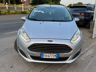 Ford Fiesta GPL CASA MADRE , km certificati in fattura Grigio usata Trentola Ducenta