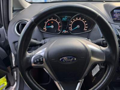 Ford Fiesta GPL CASA MADRE , km certificati in fattura Grigio usata Trentola Ducenta