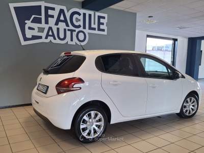 Peugeot 208 Van Bianco usata Oleggio