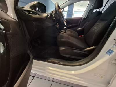 Peugeot 208 Van Bianco usata Oleggio