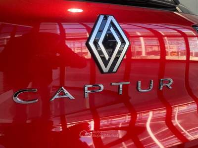 Renault Captur ECO-G 100 CV Techno Rosso usata Valsamoggia